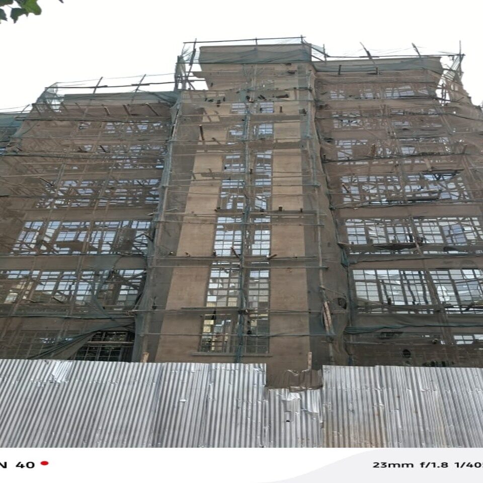 thindigua-apartemnts-project using 4mm one way bronze glass